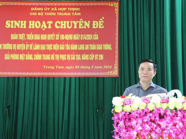 Hiệp Hoà: Bí thư Huyện ủy dự sinh hoạt chuyên đề tại chi bộ thôn trung tâm, xã Hợp Thịnh